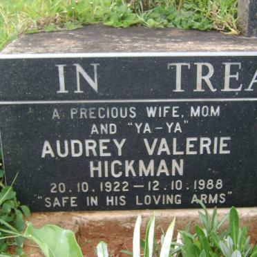 HICKMAN Vivian Leslie 1890-1974 &amp; Eva Maud BRIDGE 1889-1969 :: Errol Leslie 1922-2002 &amp; Audrey Valerie 1922-1988