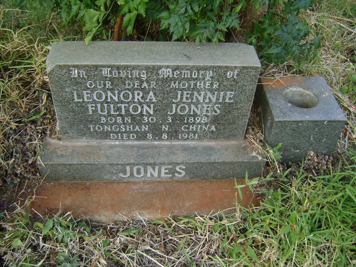 JONES Leonora Jennie Fulton 1898-1981