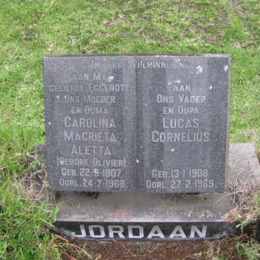 JORDAAN Lucas Cornelius 1908-1969 &amp; Carolina Magrieta Aletta OLIVIER 1907-1967