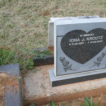 KROUTZ Iona J. 1970-2000