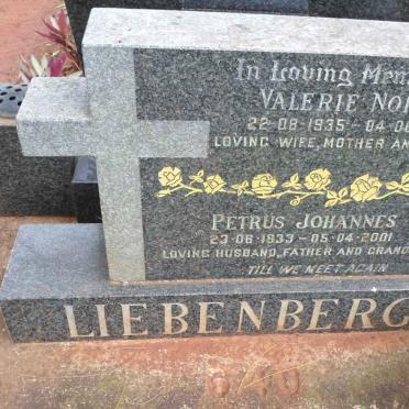 LIEBENBERG Petrus Johannes 1933-2001 &amp; Valerie Norma 1935-1990