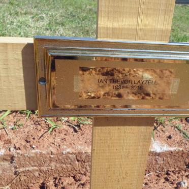 LAYZELL Ian Trevor 1931-2016
