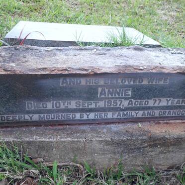 LARIVIERE Annie -1957