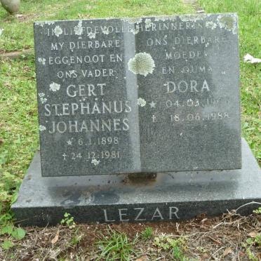 LEZAR Gert Stephanus Johannes 1898-1981 &amp; Dora 1906-1988