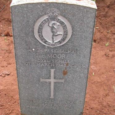 MOORE James Edward -1943