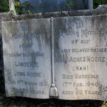 MOORE Lawrence John -1931 &amp; Annie Agnes -1946