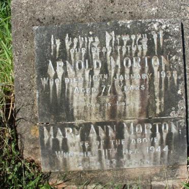 MORTON Arnold -1938 &amp; Mary Ann -1944