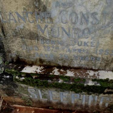 MUNRO Frank Albert -1943 &amp; Blanche Constance DUKE -1953