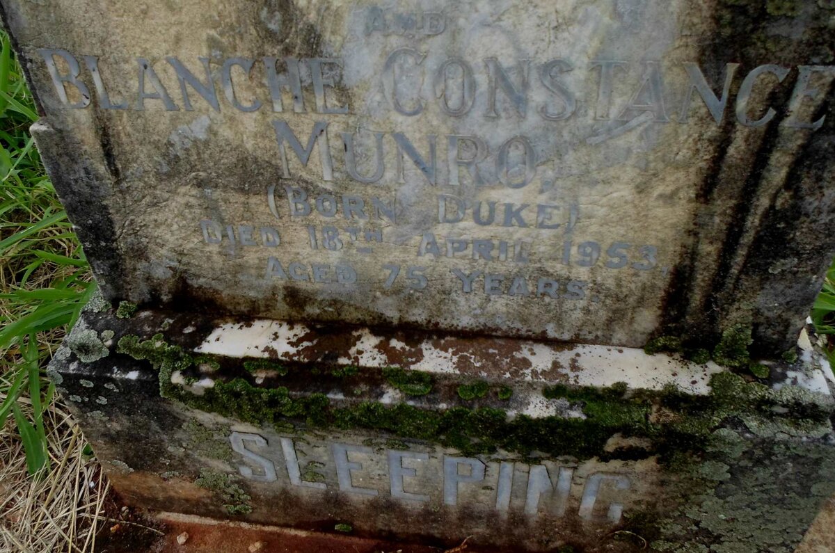 MUNRO Frank Albert -1943 &amp; Blanche Constance DUKE -1953