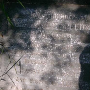 McINTYRE Alexander Stewart -1966 :: PEDERSEN Margaret Speedy nee McINTYRE -1978 