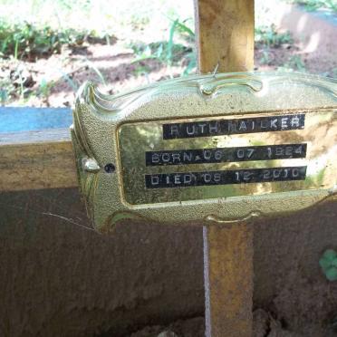 NAICKER Ruth 1924-2010