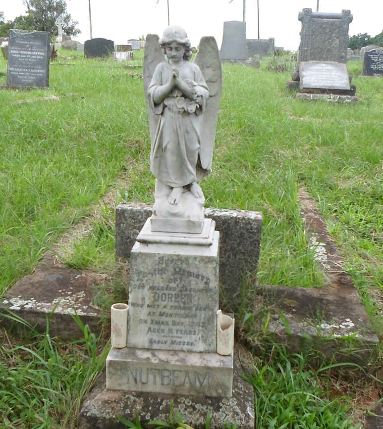 NUTBEAM Doreen -1943