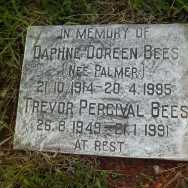 BEES Trevor Percival 1949-1991 &amp; Daphne Doreen PALMER 1914-1995