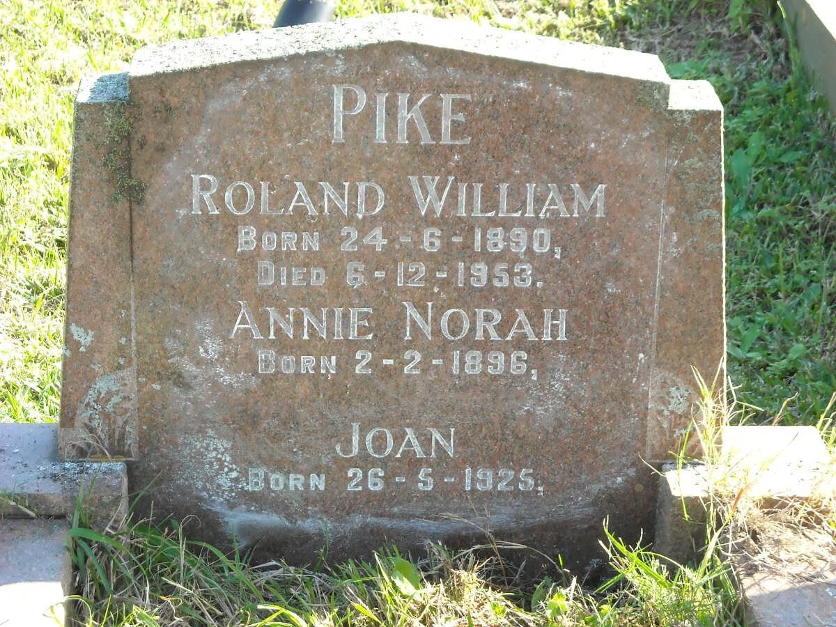 PIKE Roland William 1890-1953 &amp; Annie Norah 1896- :: PIKE Joan 1925-