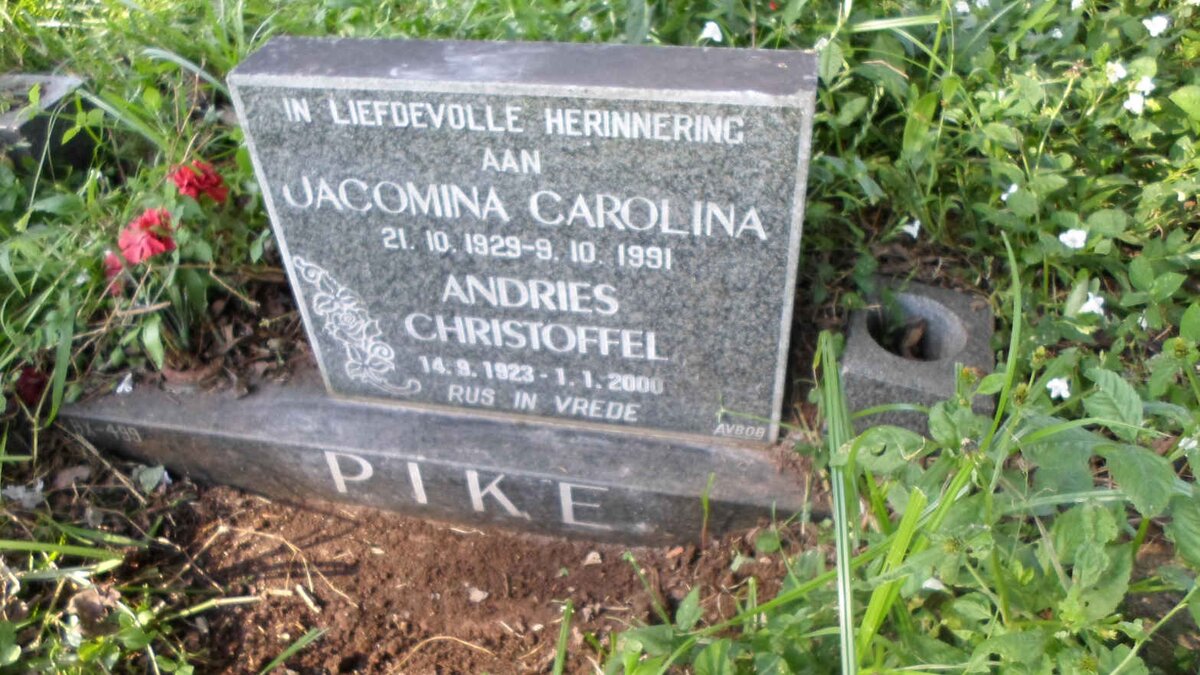PIKE Andries Christoffel 1923-2000 &amp; Jacomina Carolina 1929-1991