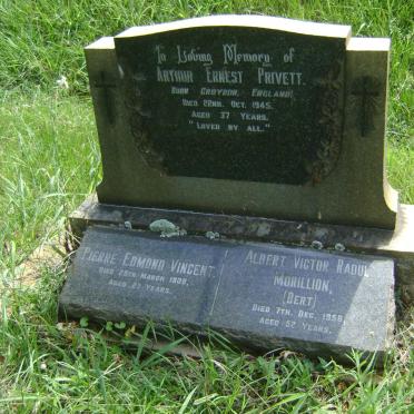 PRIVETT Arthur Ernest -1945 :: VINCENT Pierre Edmond -1938 :: MORILLION Albert Victor Raoul -1958