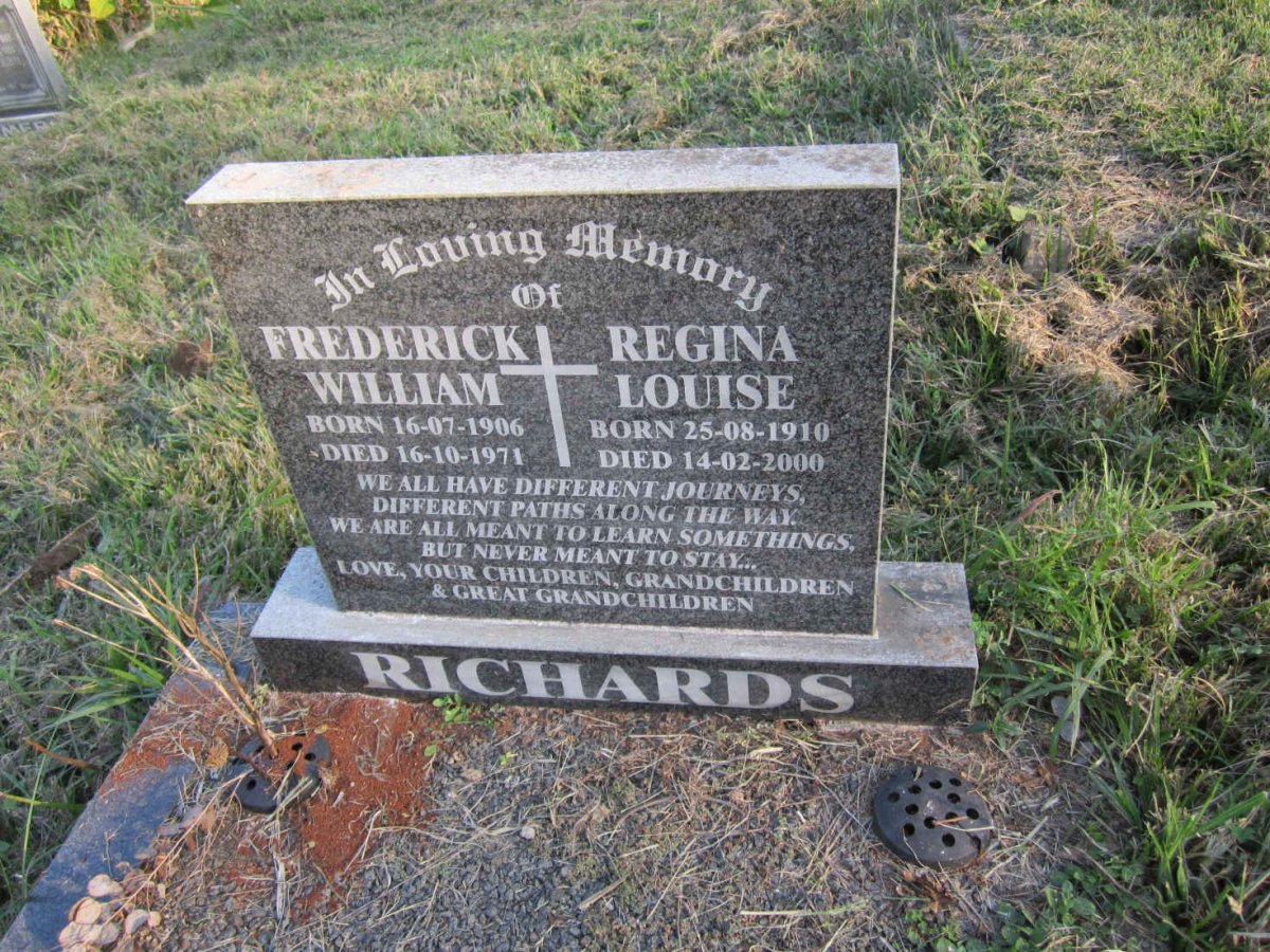 RICHARDS Frederick William 1906-1971 &amp; Regina Louise 1910-2000