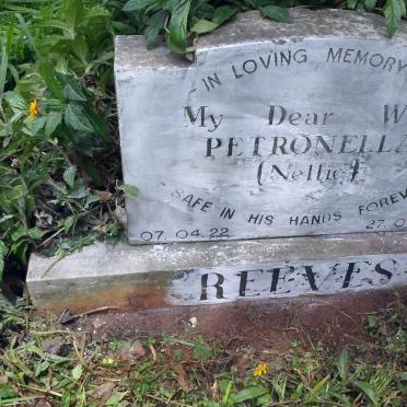 REEVES Petronella 1922-1986