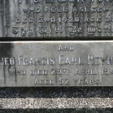 REYNOLDS Theo Francis Earl  -1945