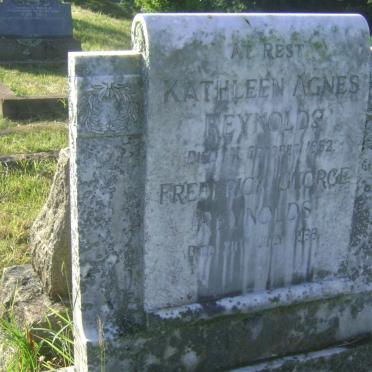 REYNOLDS Frederick George -1968 &amp; Kathleen Agnes -1952