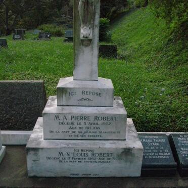 ROBERT M.A. Pierre -1952 :: ROBERT M.N. Louis -1962 :: M. Marie Therese TYACK 1930-1983