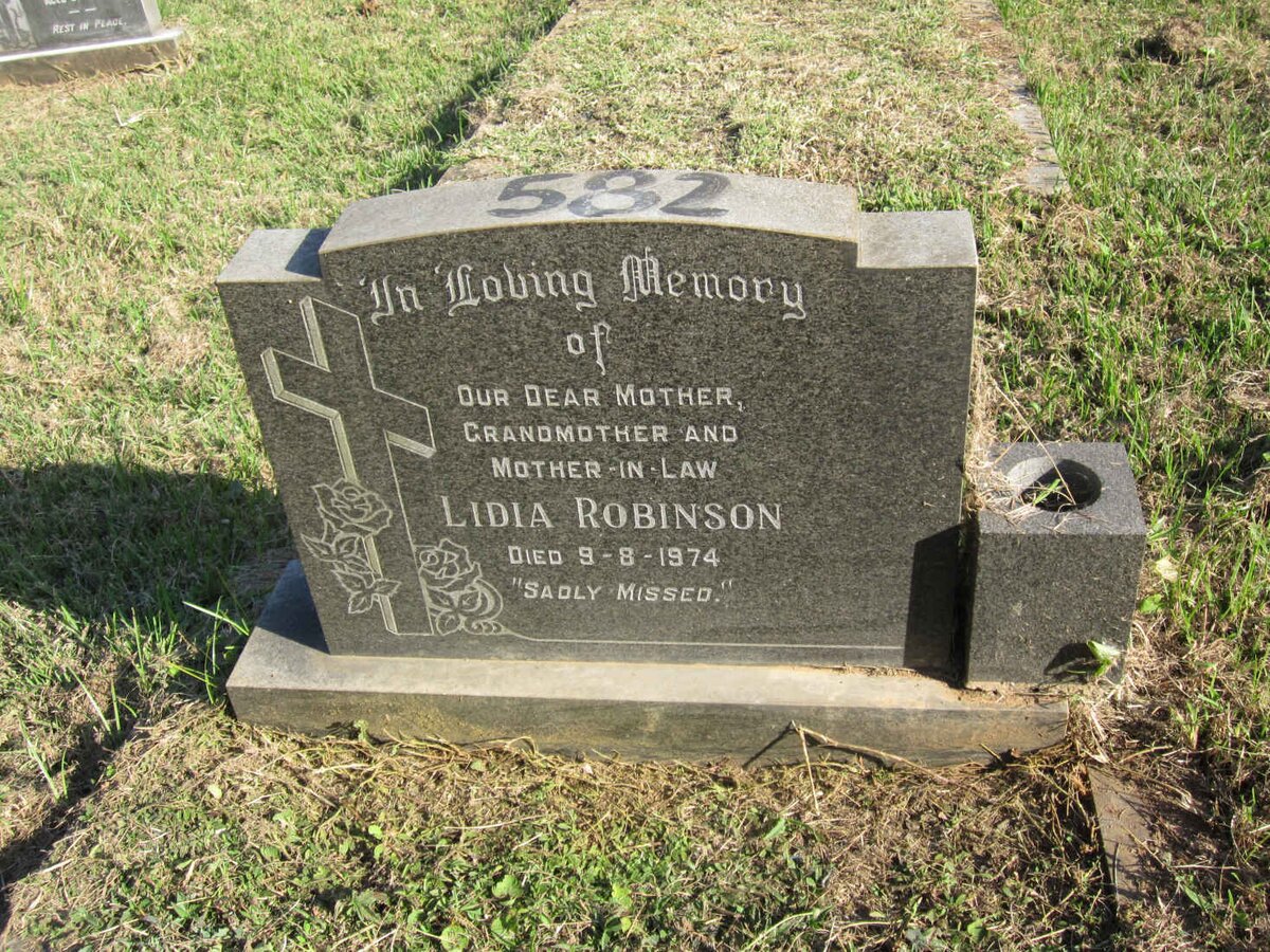 ROBINSON Lidia -1974