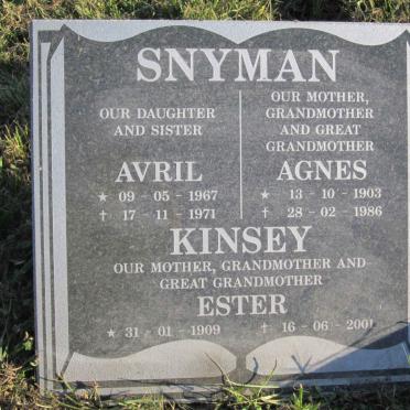 SNYMAN Agnes 1903-1986 :: SNYMAN Avril 1967-1971 :: KINSEY Ester 1909-2001