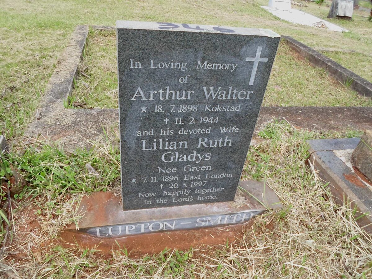 SMITH Arthur Walter, LUPTON 1898-1944 &amp; Lilian Ruth Gladys GREEN 1896-1997