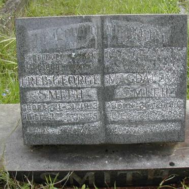 SMITH Fred George 1913-1975 &amp; Magdalena 1916-1995
