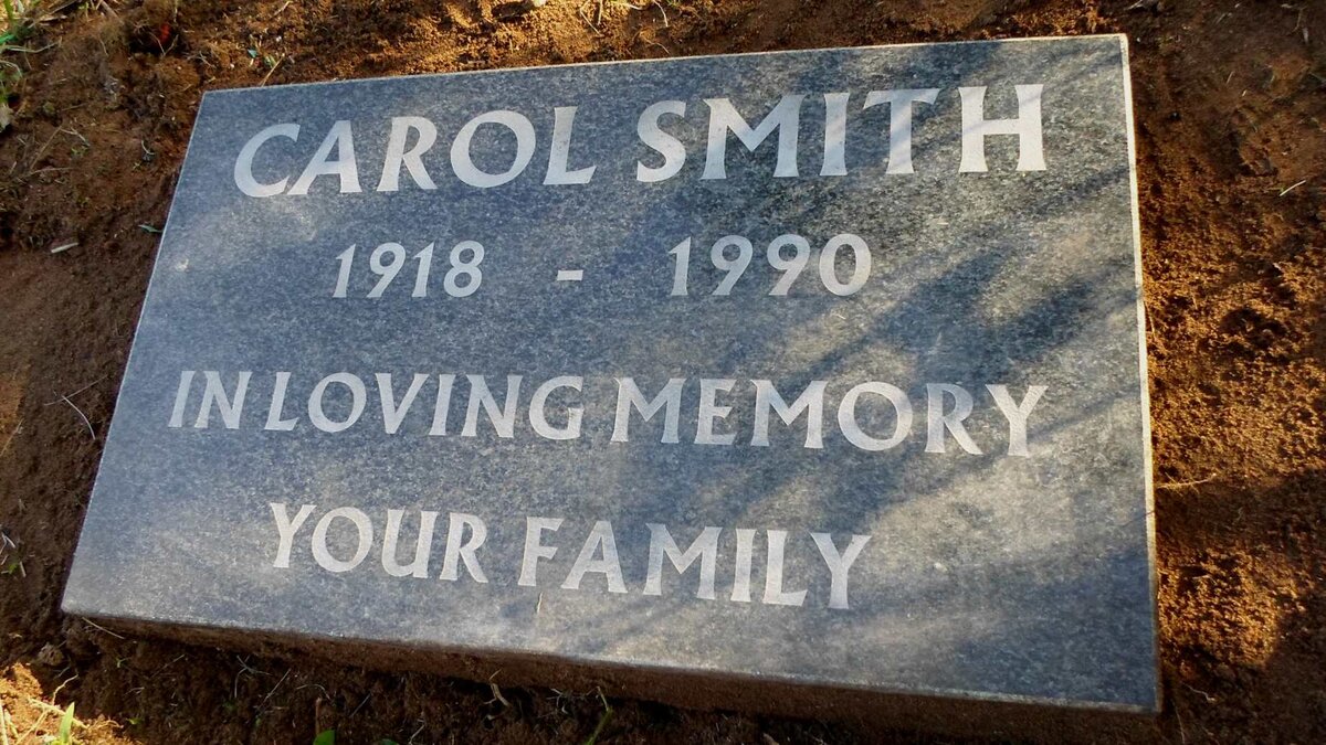 SMITH Carol 1918-1990