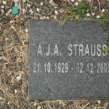 STRAUSS A.J.A. 1929-2005