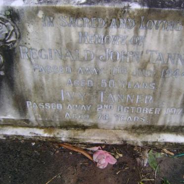 TANNER Reginald John -1944 &amp; Ivy -1977
