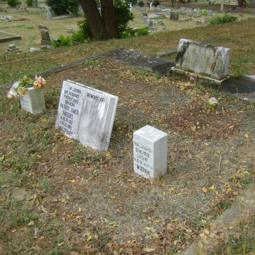 TANNER Reginald John -1944 &amp; Ivy -1977