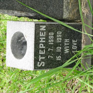 TREVOU Denis, Du -1965 :: GAVIN Nigel, Mun 1959-1992 :: TREVOU Stephen, Du 1990-1990