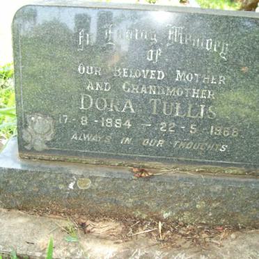 TULLIS Dora 1894-1968