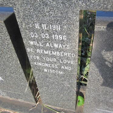 TSAMPIRAS Elpiniki 1911-1996