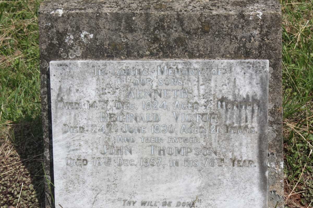 THOMPSON John -1957 :: THOMPSON Kenneth -1924 :: THOMPSON Reginald Victor -1930