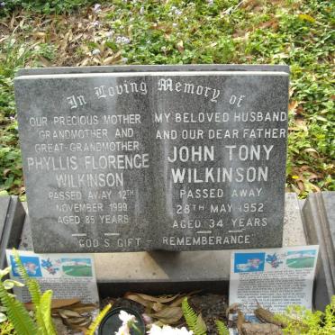 WILKINSON John Tony -1952 :: WILKINSON Phyllis Florence -1999 :: WILKINSON Anthony 1944-2009