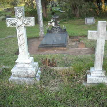 WAYLAND Emily Jane 1856-1929 :: PURDON Thelma Wayland -1946