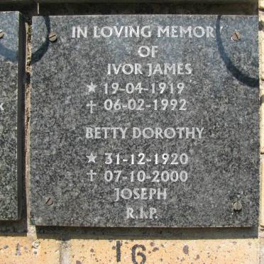 JOSEPH Ivor James 1919-1992 &amp; Betty Dorothy 1920-2000