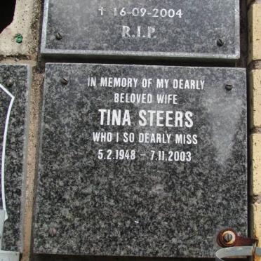 STEERS Tina 1948-2003