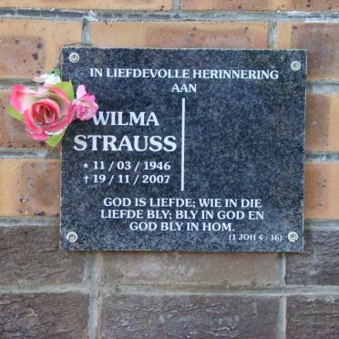 STRAUSS Wilma 1946-2007