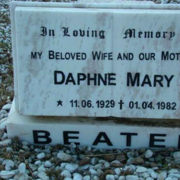 BEATER Daphne Mary 1929-1982