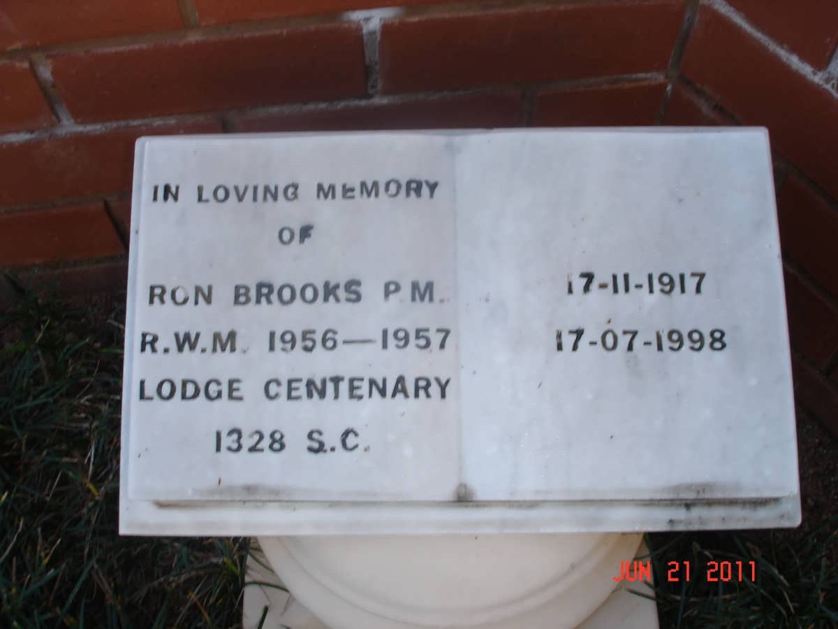 BROOKS Ron 1917-1998
