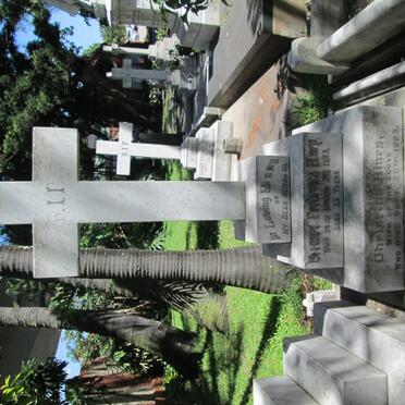 HINEY Bernard Frederick -1915 &amp; Christine -1923