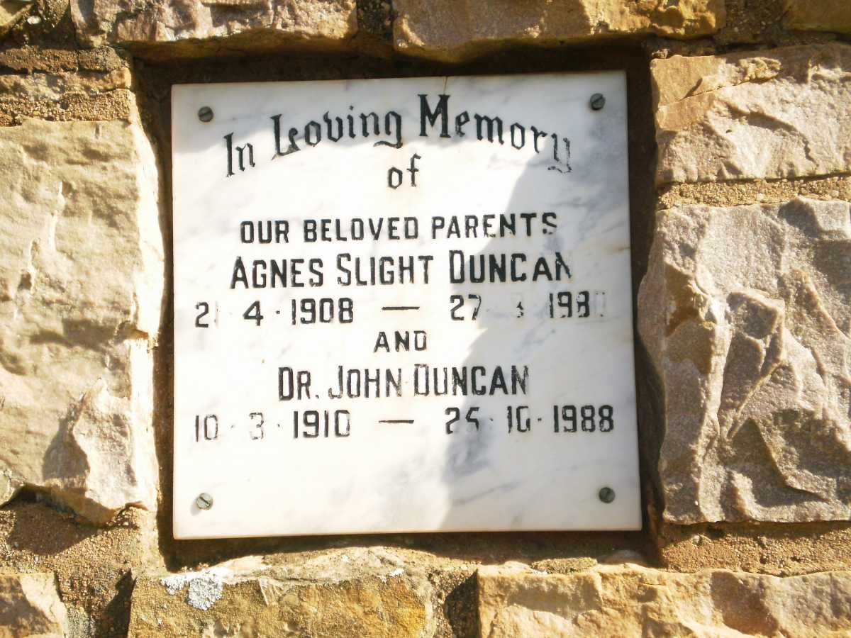 DUNCAN John 1910-1988 &amp; Agnes Slight 1908-1980