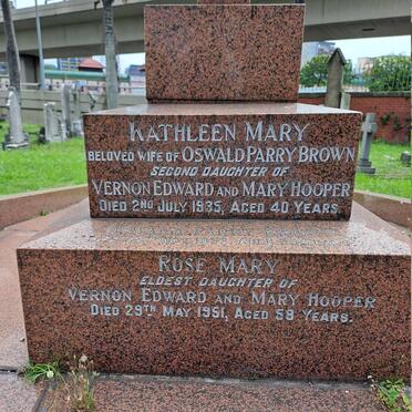 HOOPER :: BROWN :: THOMSON _2