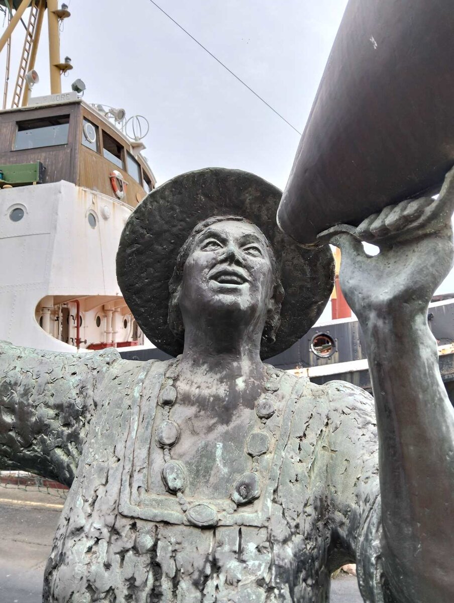 4. Oorsig / Overview