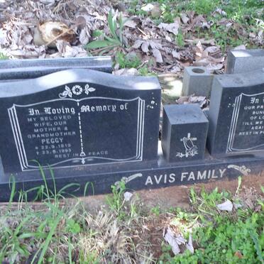 AVIS Peggy 1919-1993 :: AVIS Tenille Carmen 1982-1984