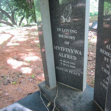 DLAMINI Mvivinywa Alfred 1951-2009